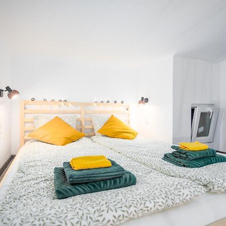 Green Goblin Apartment With Free Private Parking Budapest Eksteriør bilde